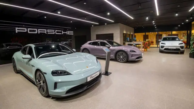 فروش پورشه در چین در سال گذشته میلادی ۲۸ درصد کاهش یافت