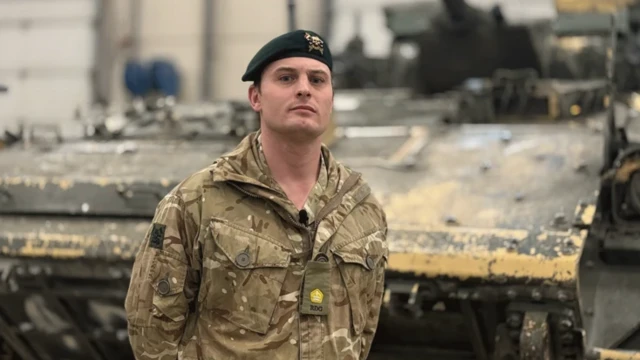 سرگرد الکس هامفریس می‌گوید که ناتو احساس می‌کند در مرز شرقی خود آسیب‌پذیر است