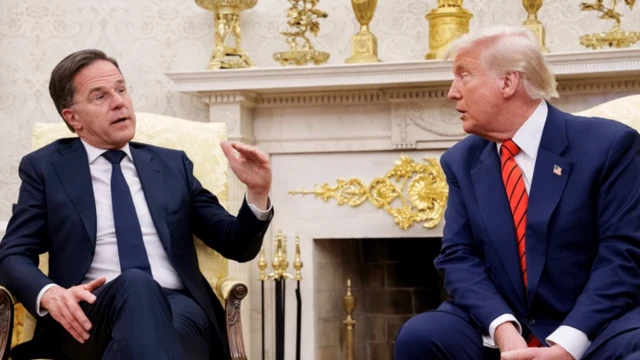 مارک روته، دبیرکل ناتو از درخواست دونالد ترامپ از دیگر کشورهای ناتو برای افزایش هزینه‌های دفاعی خود استقبال کرد