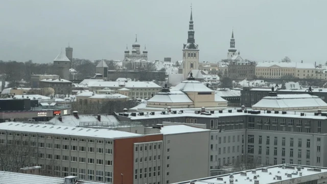 در تالین، پایتخت استونی، وزیران دولت این نظر دونالد ترامپ را قبول دارند که دولت‌های عضو ناتو باید بودجه دفاعی خود را افزایش دهند